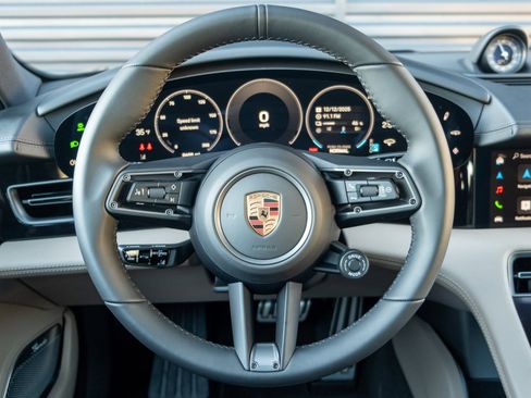 Used 2025 Porsche Taycan 4S image 6