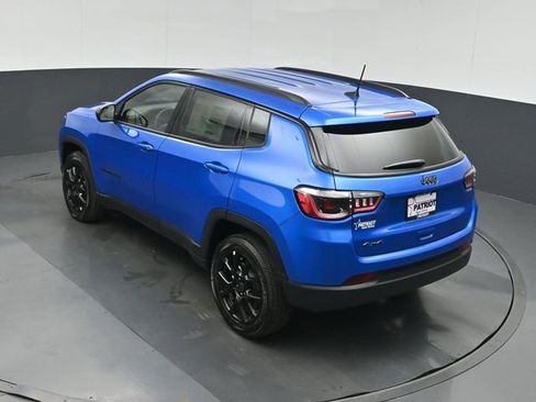 New 2026 Jeep Compass Latitude AWD/4WD image 33