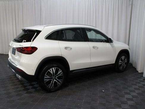 New 2025 Mercedes-Benz GLA 250 4MATIC image 7