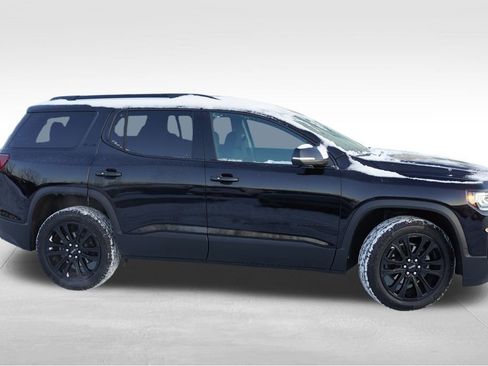 Certified 2023 GMC Acadia SLE w/ Driver Convenience Package image 3