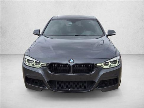 Used 2017 BMW 340i xDrive Sedan AWD/4WD image 2