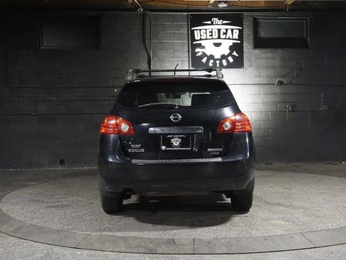 Used 2013 Nissan Rogue S w/ Special Edition Pkg AWD/4WD image 4