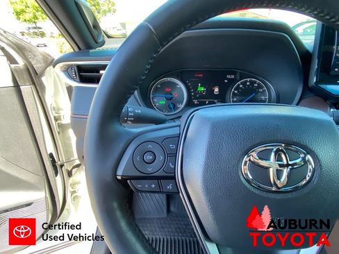 Certified 2021 Toyota Venza Limited AWD/4WD image 38