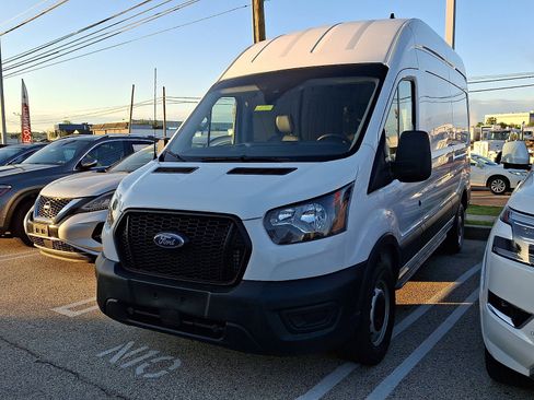 Used 2023 Ford Transit 250 148 High Roof RWD image 3