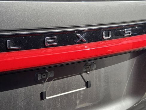 Used 2024 Lexus GX 550 image 7