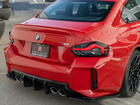 Used 2024 BMW M2 w/ Lighting Package image 8