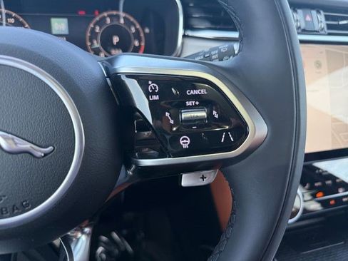 New 2026 Jaguar F-PACE R-Dynamic S AWD/4WD image 23