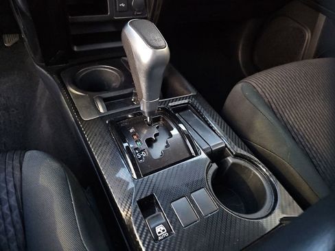 Used 2020 Toyota 4Runner TRD Off-Road image 16