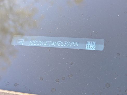 Used 2021 Chevrolet Silverado 1500 LT w/ Convenience Package II image 10