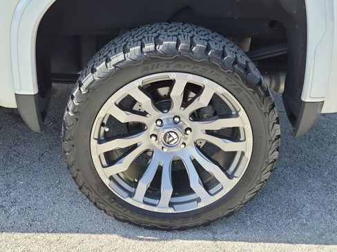 Used 2020 GMC Sierra 1500 Denali w/ Denali Ultimate Package image 10