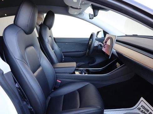 Used 2020 Tesla Model Y Long Range AWD/4WD image 30