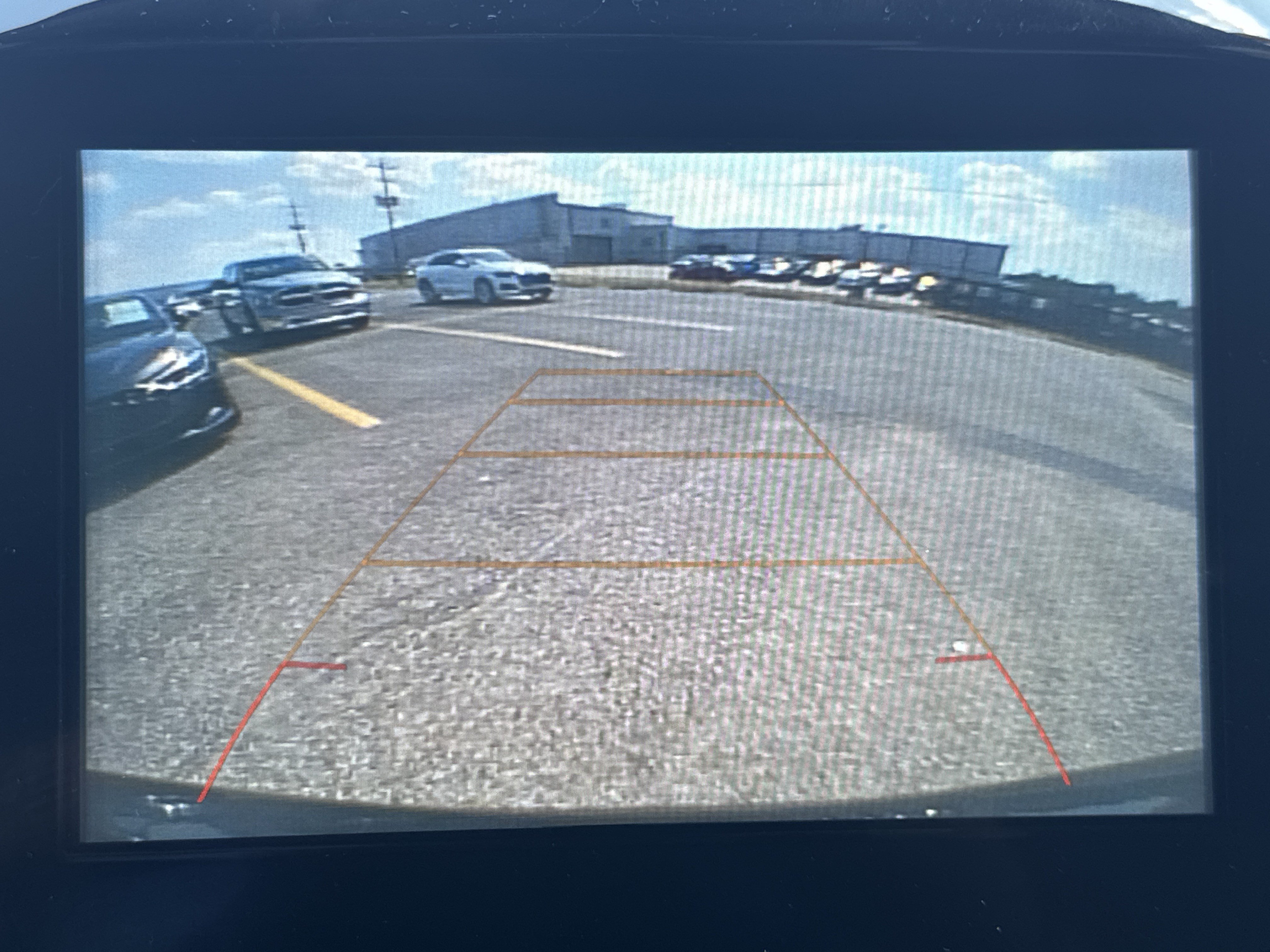 Used 2019 Chevrolet Traverse LT FWD image 13