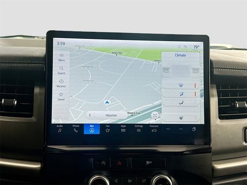 Used 2023 Ford Expedition Max XLT image 13