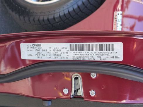 Used 2018 RAM 1500 Express RWD image 36