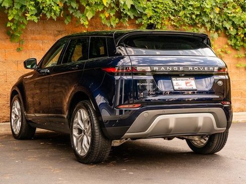 Used 2021 Land Rover Range Rover Evoque SE image 7