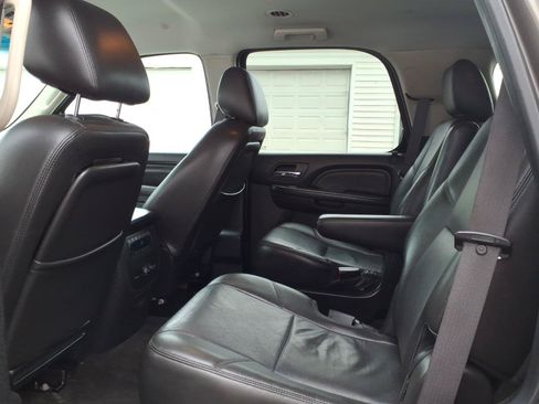 Used 2013 GMC Yukon Denali AWD/4WD image 11