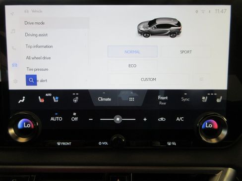 Used 2023 Lexus RX 350 Premium Plus w/ Cold Area Package AWD/4WD image 40
