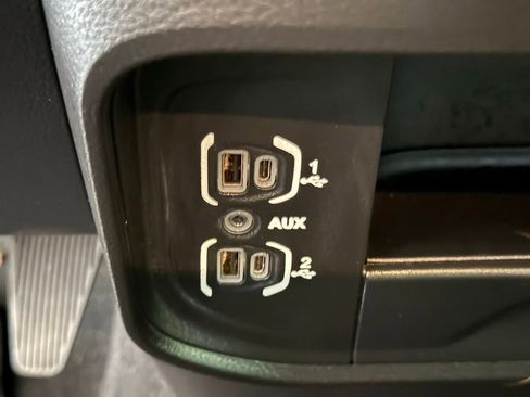 Used 2023 RAM 2500 Tradesman image 29