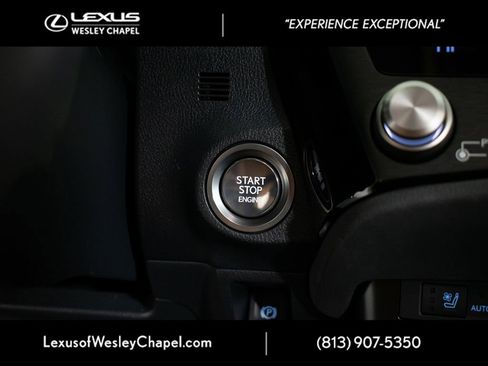 Used 2024 Lexus ES 350 350 w/ Premium Package image 31