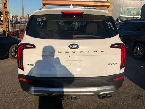 Used 2021 Kia Telluride EX w/ EX Premium Package image 6