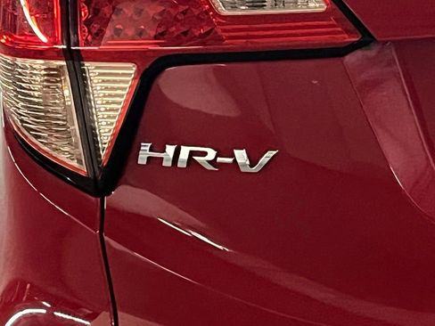 Used 2017 Honda HR-V EX image 26