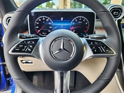 Certified 2025 Mercedes-Benz GLC 300 4MATIC image 19