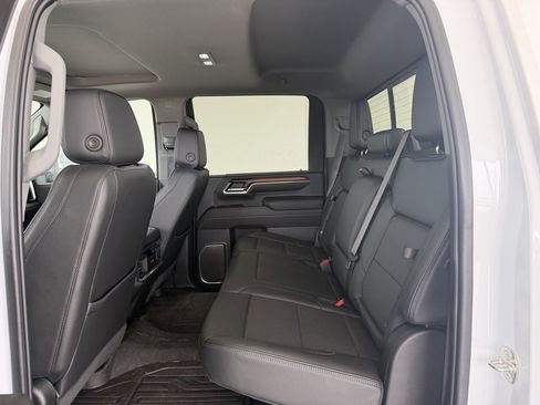 Used 2024 GMC Sierra 3500 Denali w/ Denali Reserve Package image 12