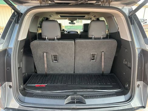 Used 2021 GMC Acadia AT4 w/ GMC Pro Grade Package AWD/4WD image 30