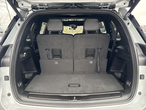 New 2025 Jeep Grand Cherokee L Limited image 13