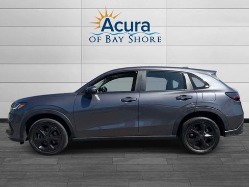 Used 2024 Honda HR-V LX image 2