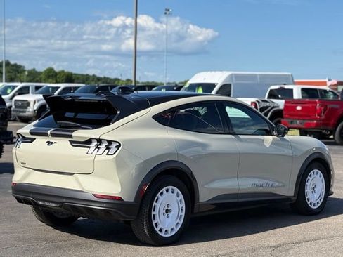 Used 2025 Ford Mustang Mach-E GT AWD/4WD image 42