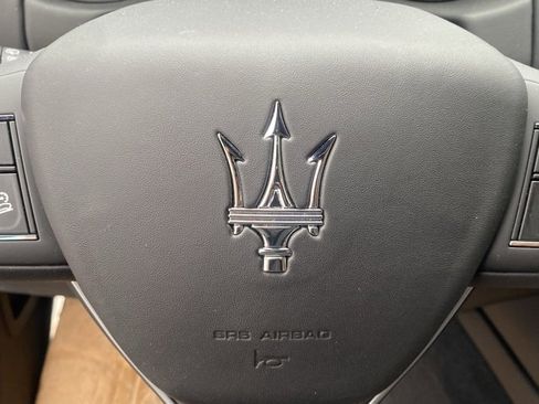 New 2024 Maserati Levante Trofeo image 25