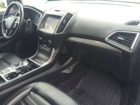 Used 2019 Ford Edge SEL w/ Equipment Group 201A image 26