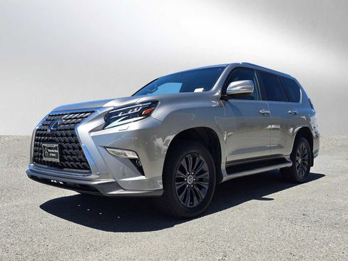 Used 2023 Lexus GX 460 Luxury w/ Sport Design Package AWD/4WD image 7