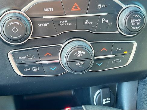 Used 2023 Dodge Charger R/T w/ Navigation & Travel Group image 16