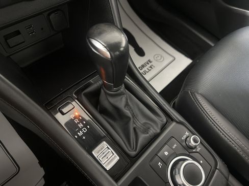Used 2019 MAZDA CX-3 Touring w/ Touring I-ACTIVSENSE Package AWD/4WD image 19