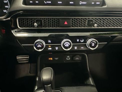 Used 2023 Honda Civic Sport image 23