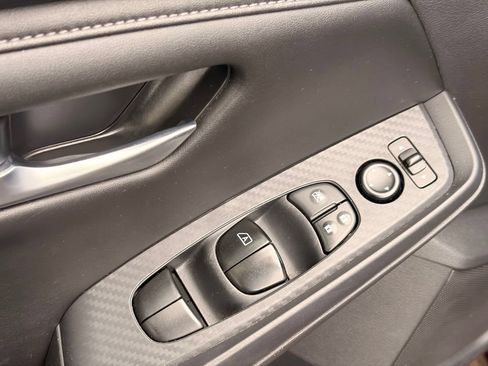 Certified 2024 Nissan Sentra SV FWD image 20