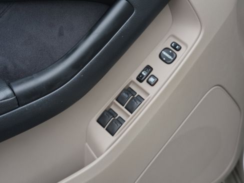 Used 2003 Toyota 4Runner SR5 image 17