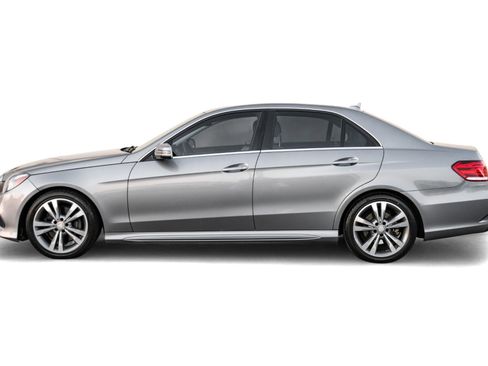 Used 2015 Mercedes-Benz E 350 E 350 w/ Premium 1 Package image 11