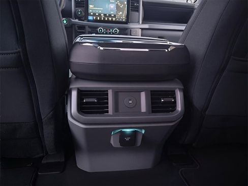 New 2025 Ford F150 Lightning XLT image 28