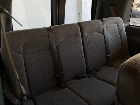 Used 2017 Chevrolet Express 2500 LS image 19