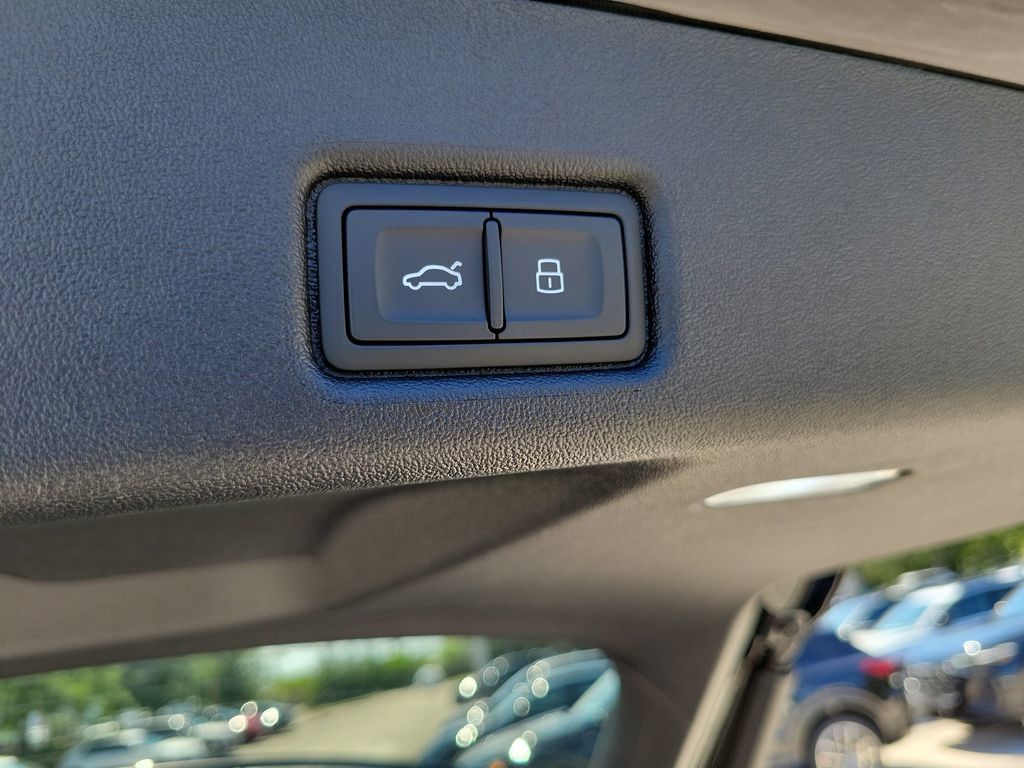 New 2026 Audi SQ5 Premium Plus AWD/4WD image 30