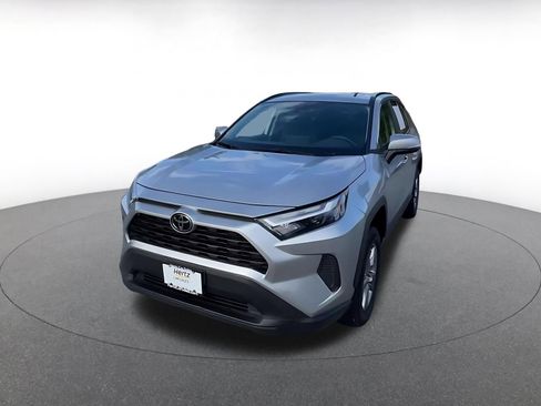 Used 2025 Toyota RAV4 XLE w/ Convenience Package image 7