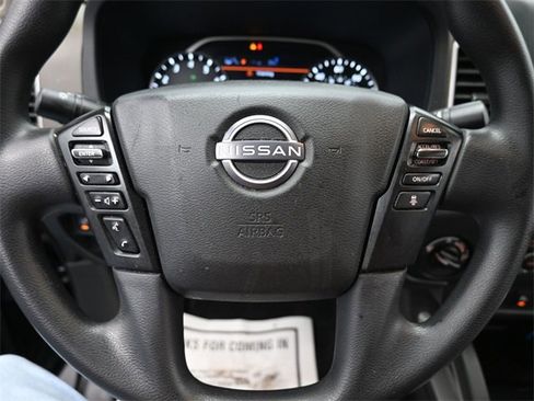 Used 2022 Nissan Frontier SV w/ Technology Package image 14