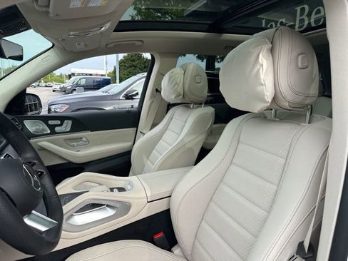 New 2026 Mercedes-Benz GLS 450 4MATIC image 14