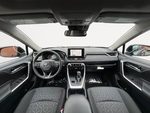 New 2025 Toyota RAV4 XLE image 13