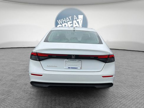 Used 2023 Honda Accord LX image 5