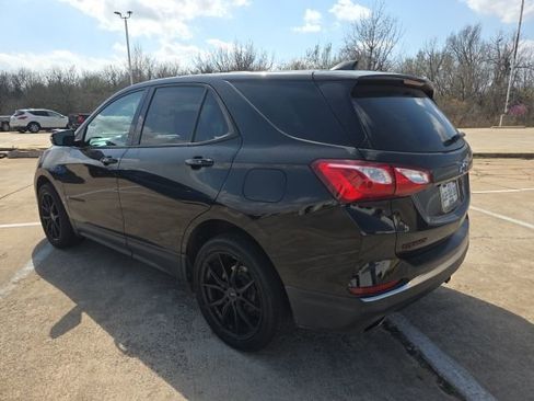 Used 2019 Chevrolet Equinox LT image 3