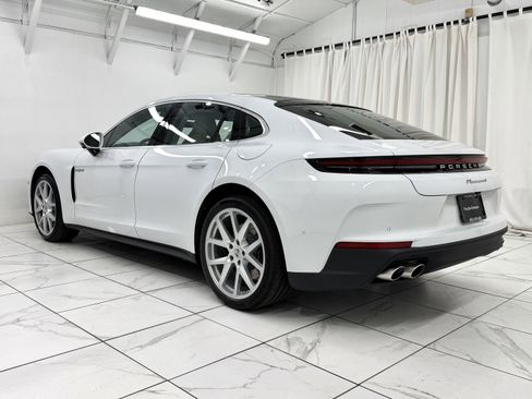 New 2026 Porsche Panamera 4 image 14